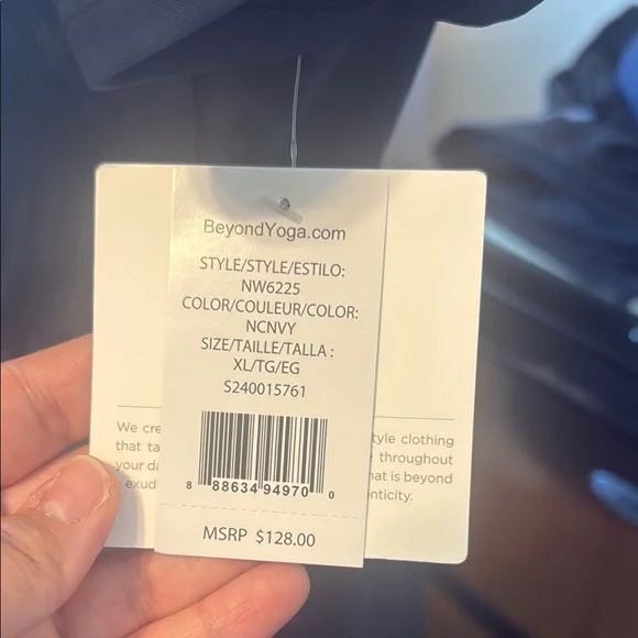 Chic Navy Zip-Up Dress - Picture 3 of 4